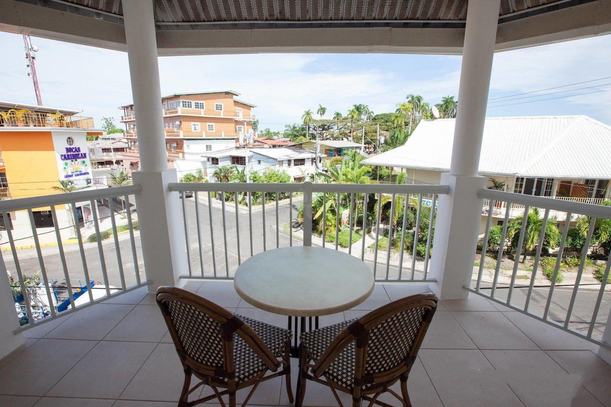 Tropical Suites Hotel Bocas Town Exterior photo